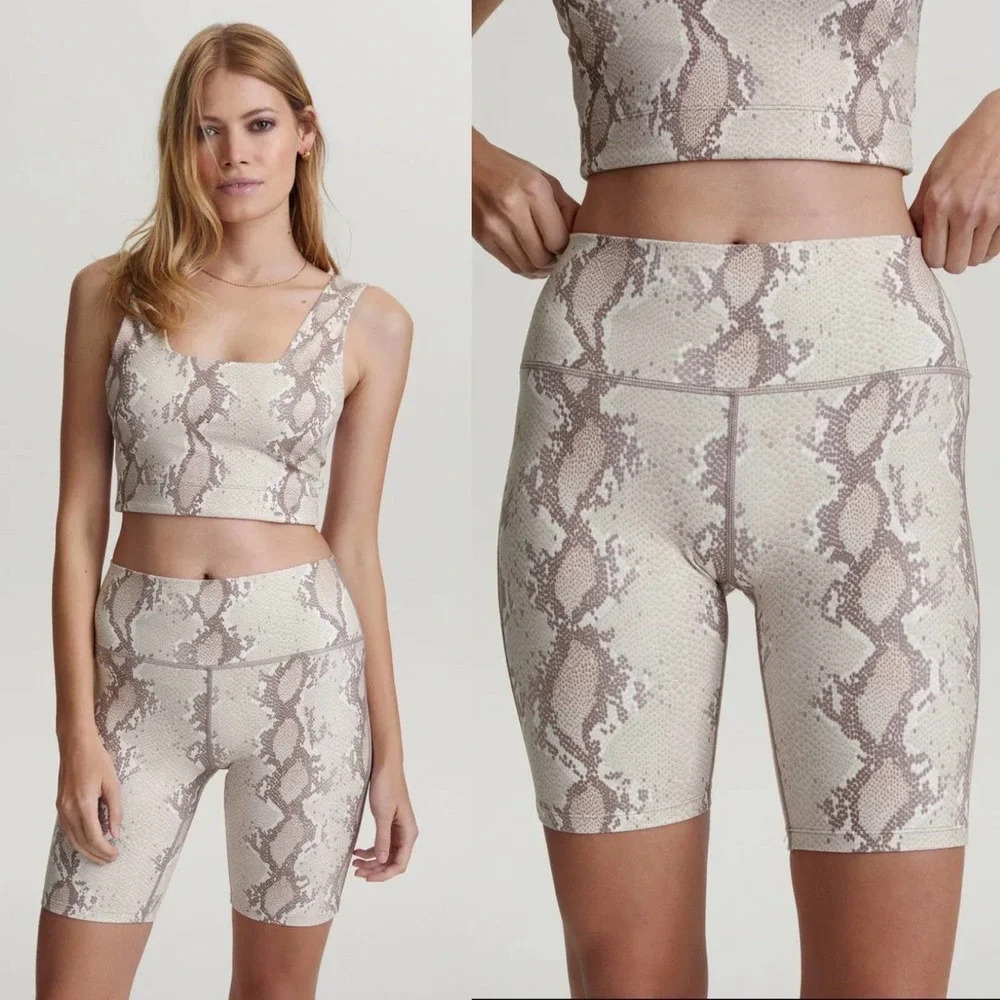 Varley Albury Bike Shorts Champagne Snake‎ Print Size XL